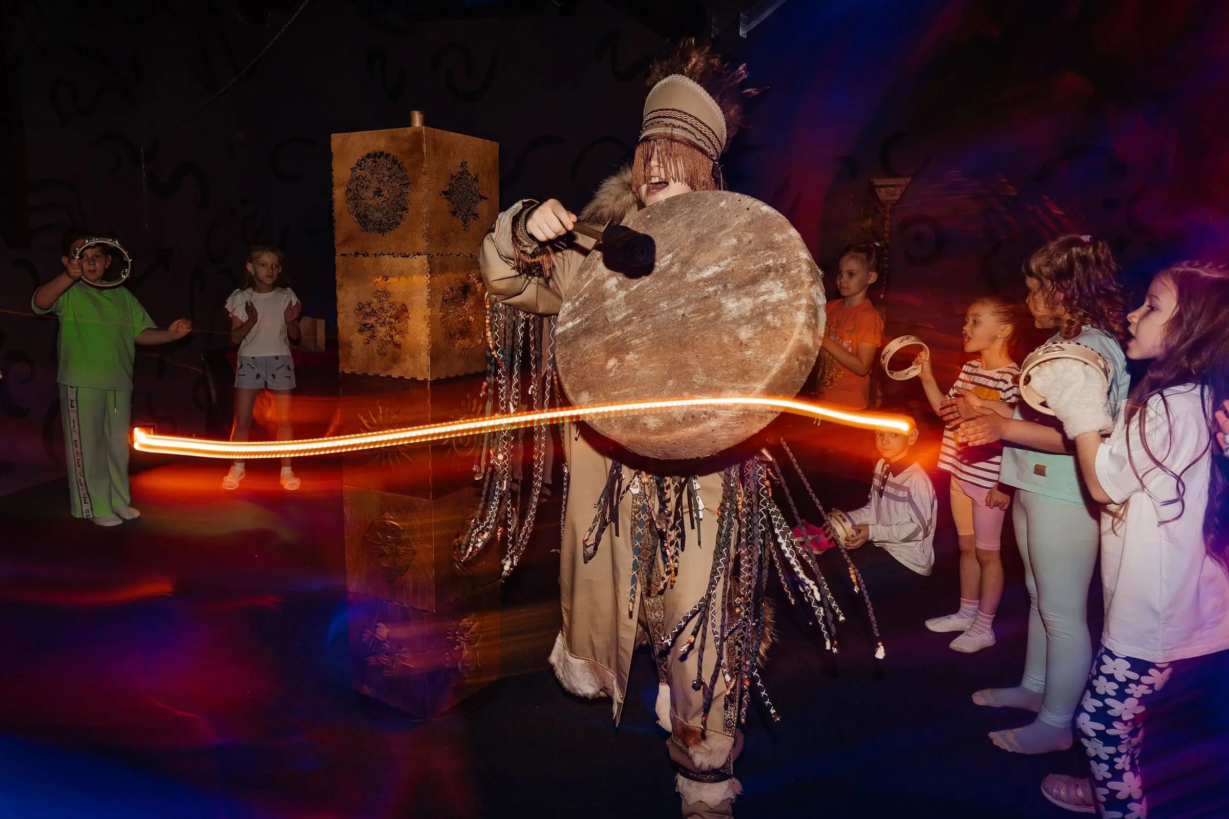 Откройте двери в мир квестов!